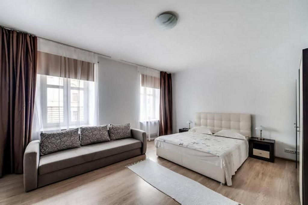 לבוב Apartment In The Center Of "Opera" מראה חיצוני תמונה